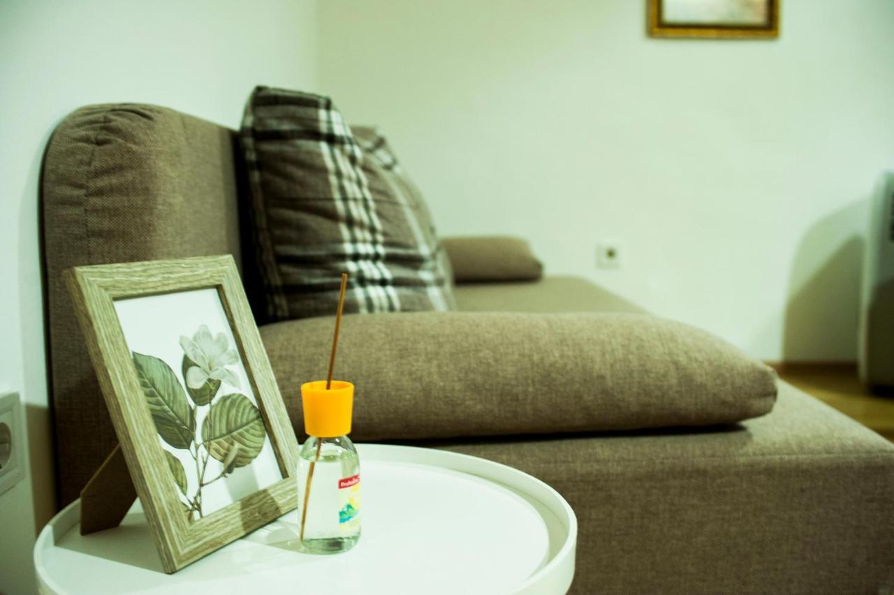 Apartman Flower シベニク エクステリア 写真